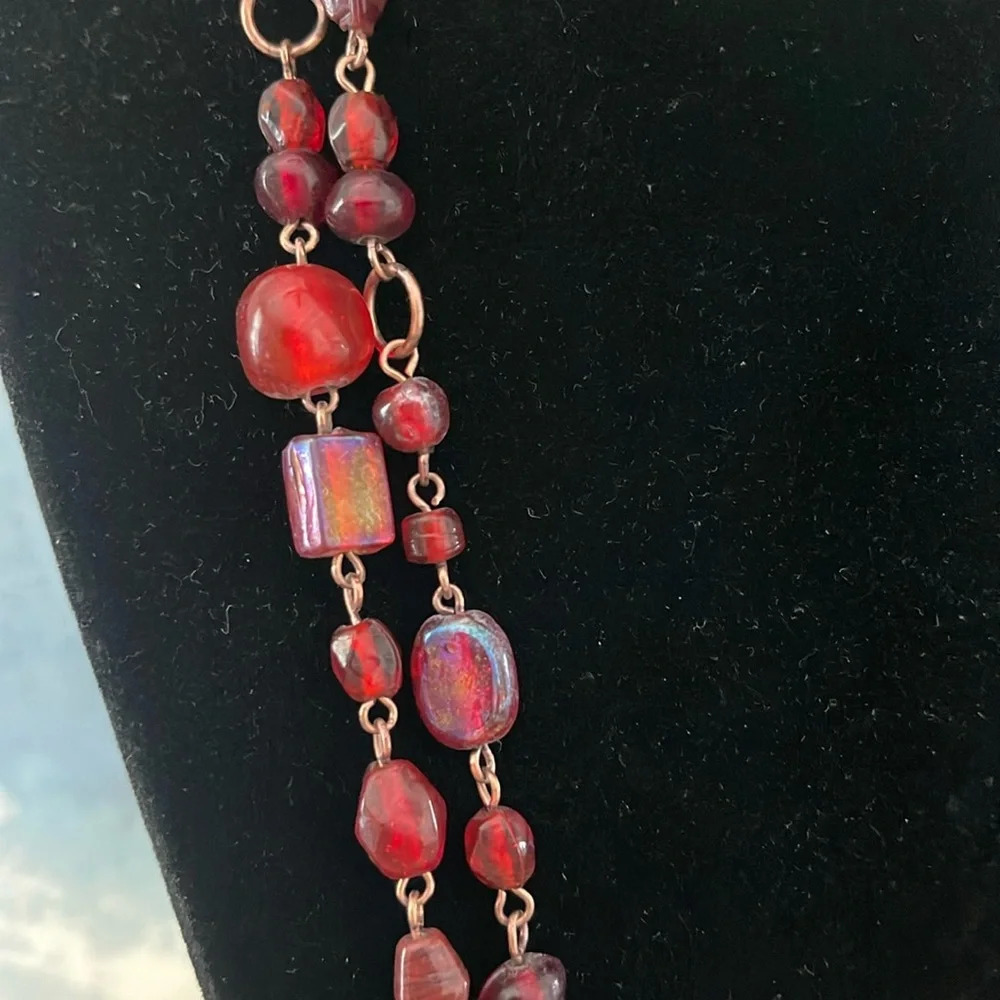 Beaded long necklace glass red boho casual - Picture 4 of 10
